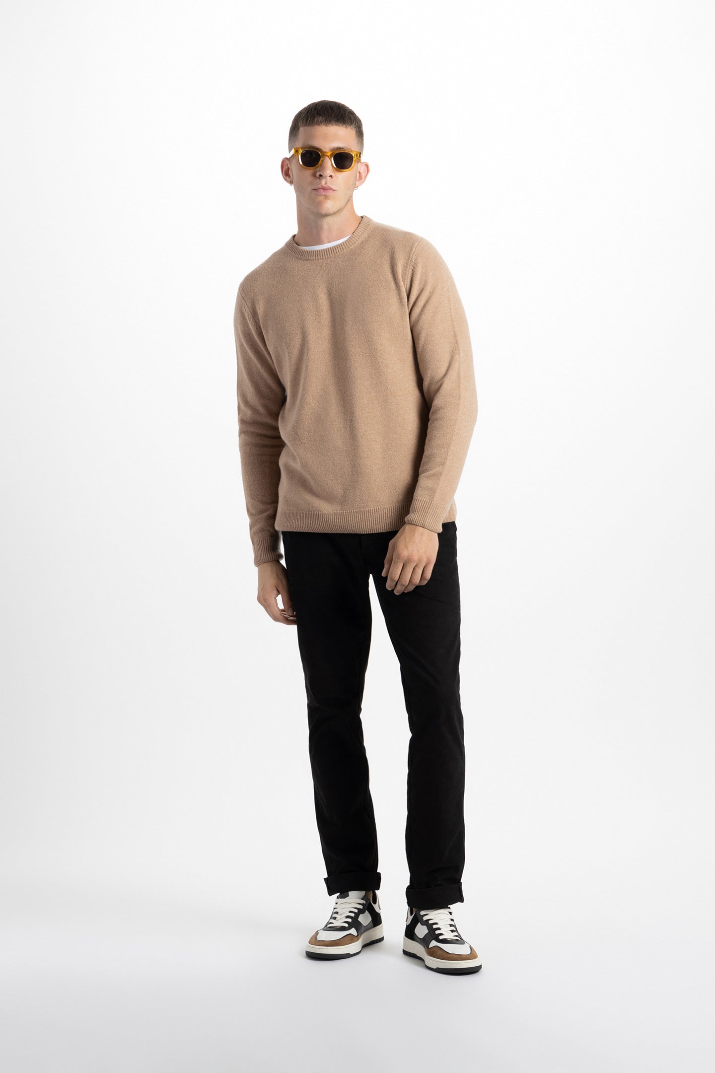 Dark Vicuna